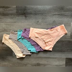 🌻 NWT Seamless Underwear Bundle 🌻